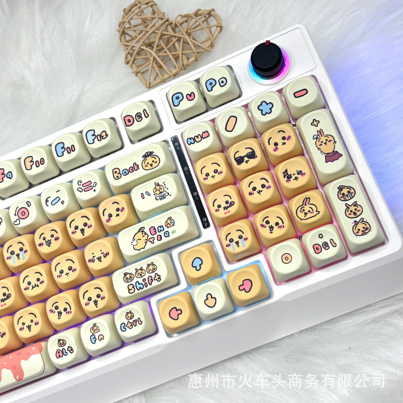 Chiikawa Niedliches Emoji-Tast – Gaming Keyboard Emoji Bewertung und Preis